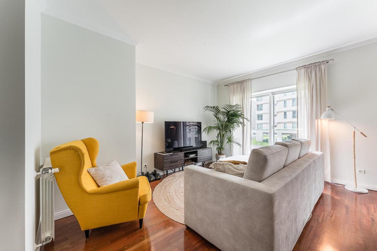 Beachfront Apartment Матозиньюш Экстерьер фото
